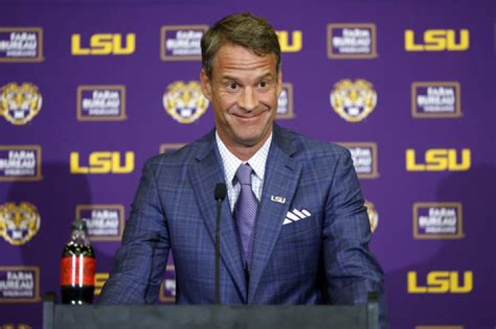 All About LSU Coach ·