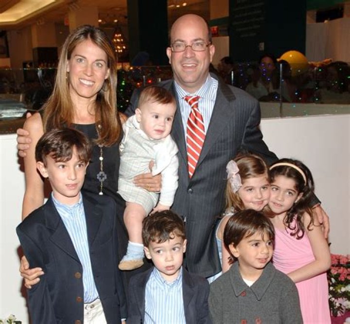 Caryn Zucker Bio, Wiki, Age, Family, Marriage to Jeff Zucker, Children, Job, and Net Worth.
