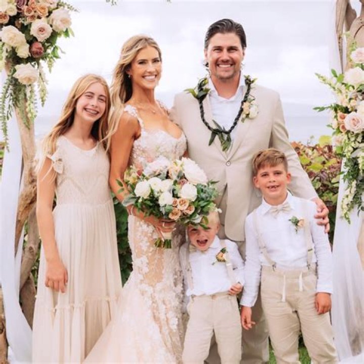 Cayle Hammack Husband | Who Is She Married To | Parents And Relationship