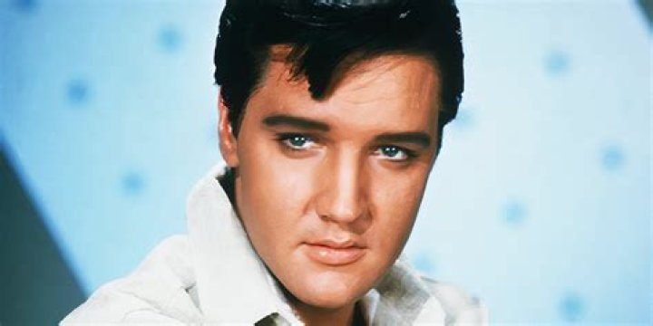 Did Naomi Judd date Elvis Presley? Was Naomi Judd a nurse for Elvis? ·