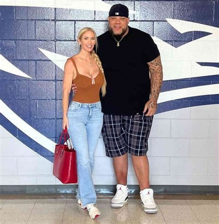 Fox Sports Erica Weston Salary and Net worth; Is she Married? (Husband, Family, Career, Affair)