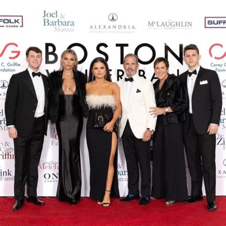 Hallie Batchelder Parents Are From Boston