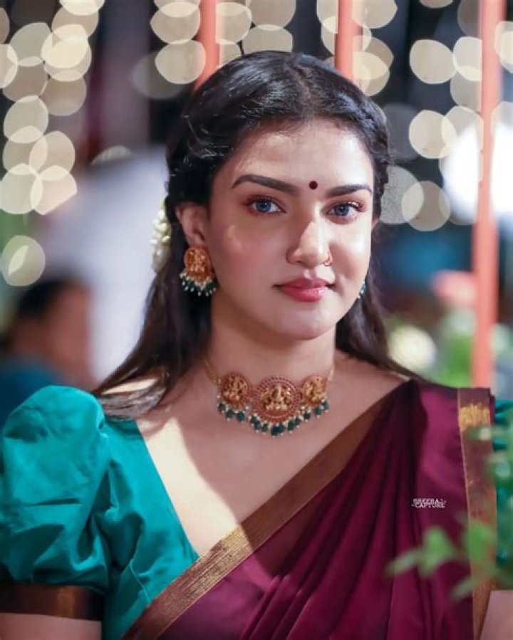Honey Rose |