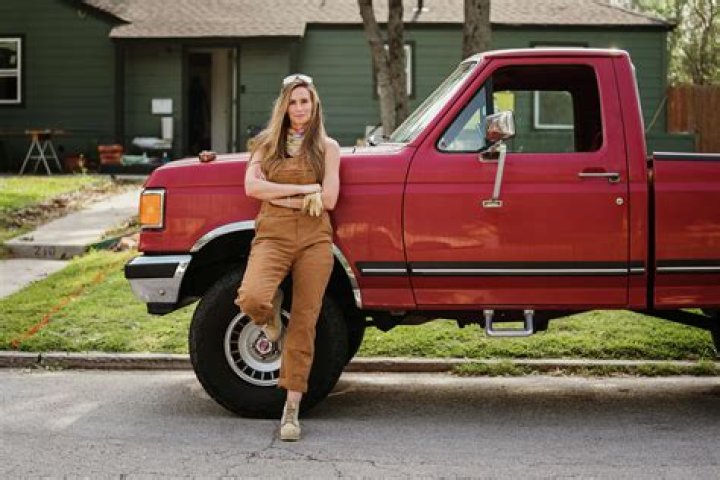 How To Build A Net Worth Like "Survivor" Winner Kim Spradlin
