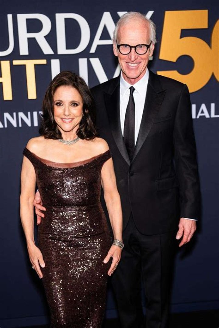 Julia Louis-Dreyfus and Brad Hall: A Hollywood Wedding Extravaganza