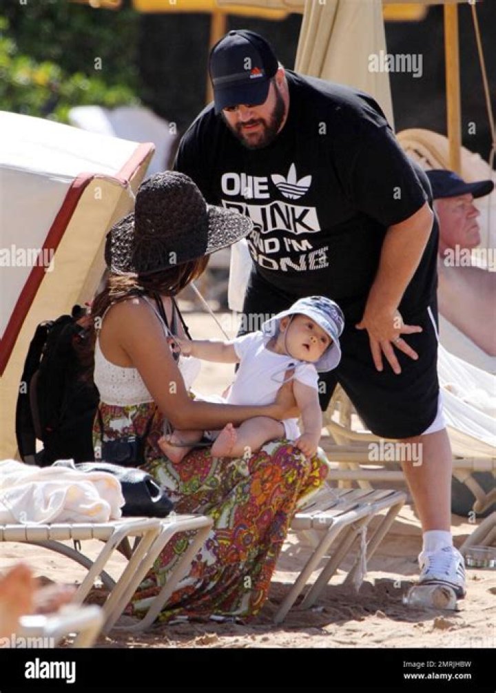 Kevin James and Steffiana de la Cruz's Daughter ·
