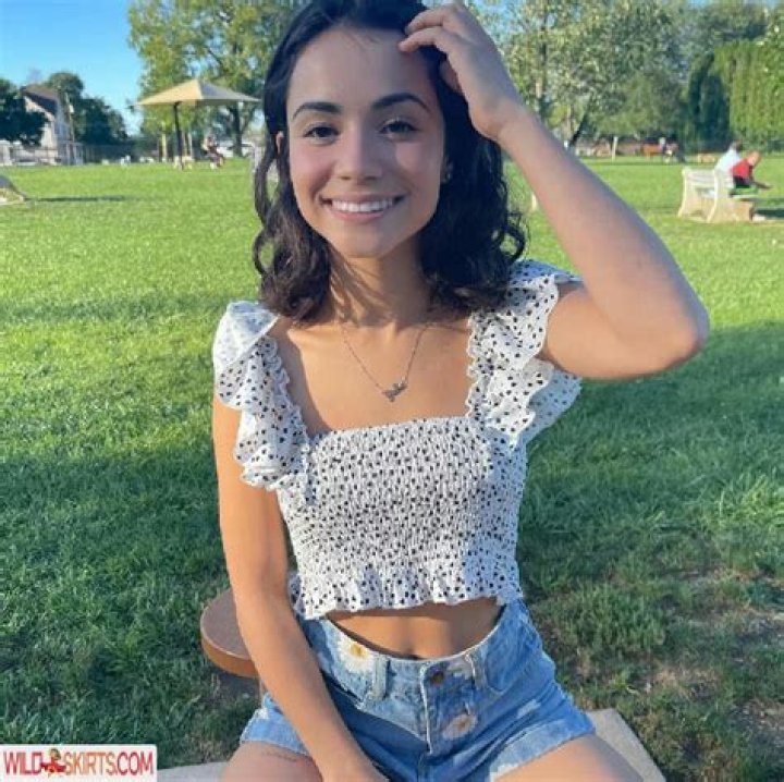 Lauren Jasmine's OnlyFans Leak Exposed