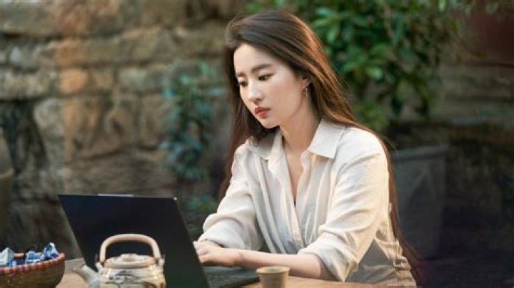 Liu Yifei's Marital Status Unraveled