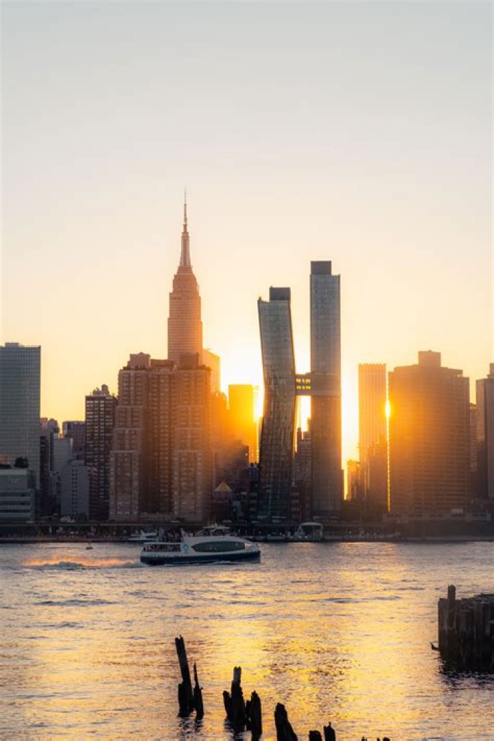 O puis-je voir le lever du soleil New York? Celebrity.fm