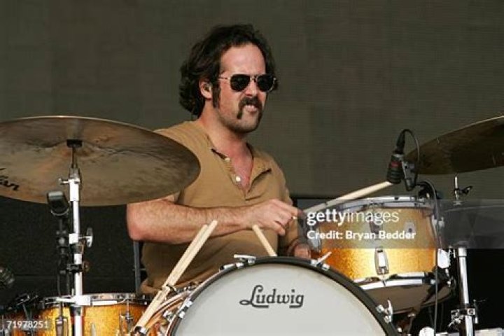 Ronnie Vannucci Jr. (Drummer) - Age, Birthday, Bio, Facts, Family, Net Worth, Height & More ·