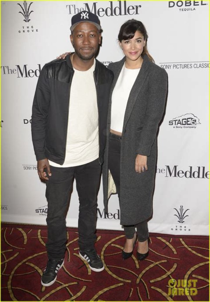 Unveiling The Enigma: Lamorne Morris's Wife Revealed