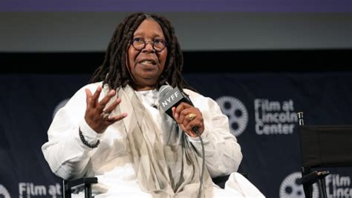 What does Whoopi Goldberg look like with eyebrows? ·