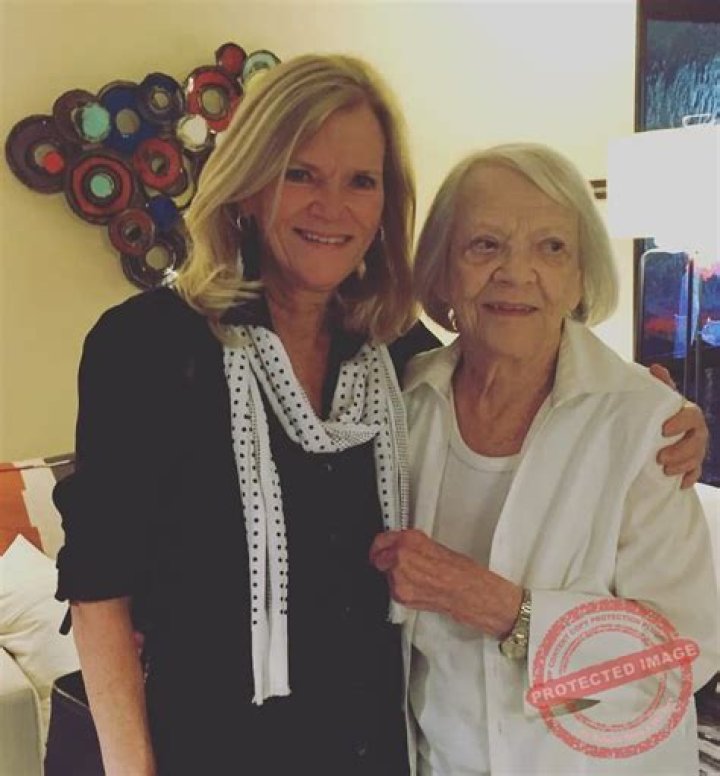 Who Is Martha Raddatz's Husband: Uncovering Her Personal Life